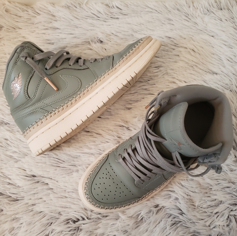 Jordan 1 Mica Green